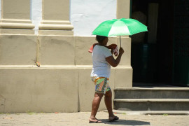 B-R-O-BRO: Onda de calor eleva temperaturas e umidade do ar abaixo de 30% B-R-O-BRO: Onda de calor eleva temperaturas e umidade do ar abaixo de 30%